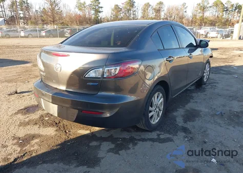 2013 Mazda Mazda3 I Touring из США, поврежденный, VIN JM1BL1VP9D1737533